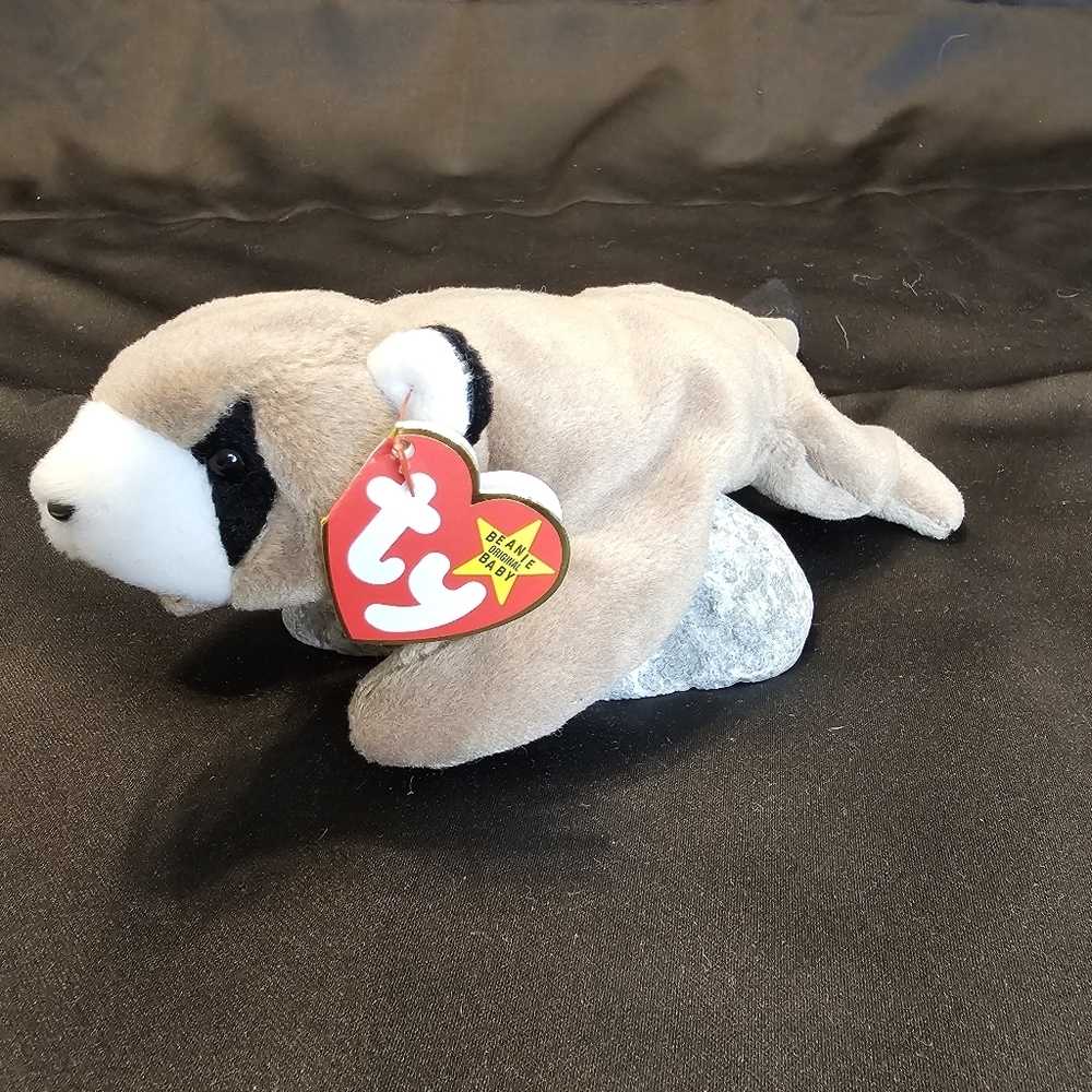 Ringo The Raccoon TY beanie baby Vintage
